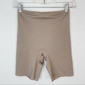 Spanx Simplicity Shapewear Shorts Tan Medium